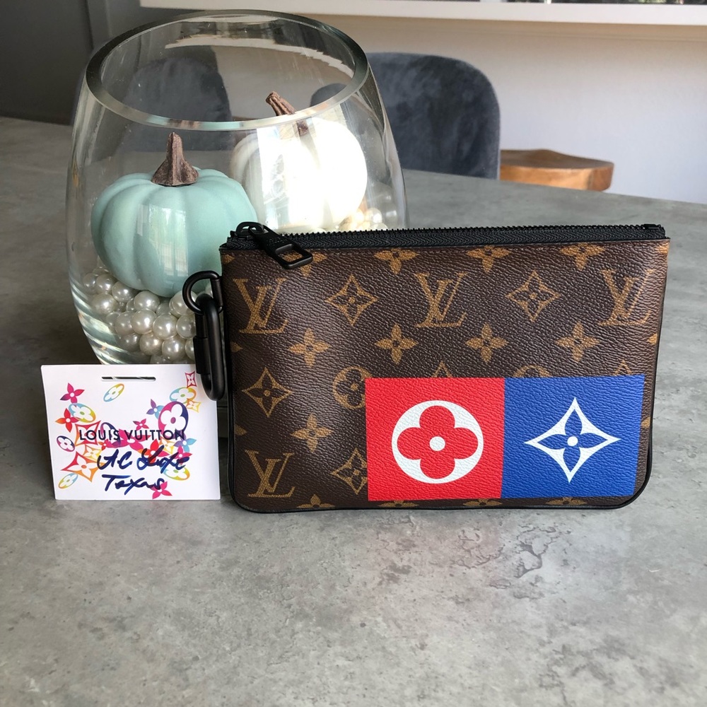 RARE LOUIS VUITTON MONOGRAM POUCH M67814 bag
